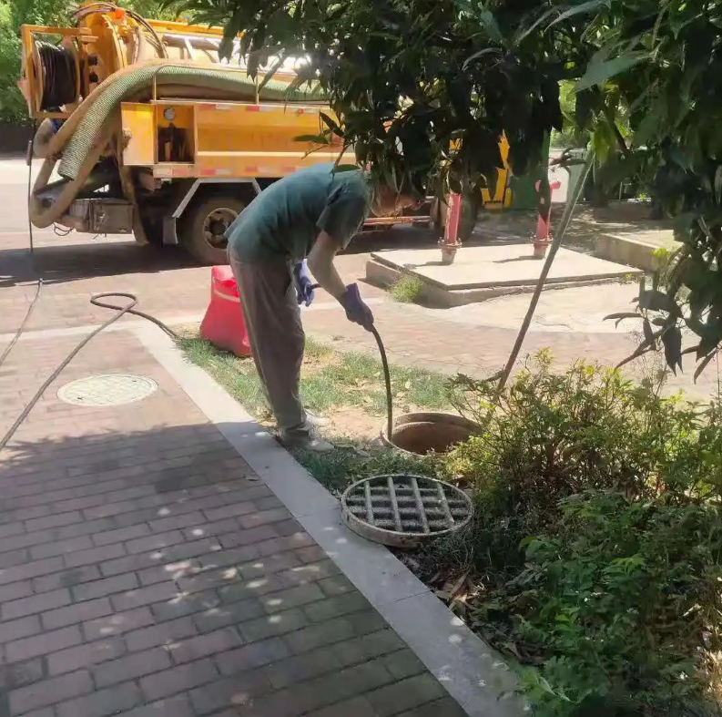 蚌埠市政排污管道清淤疏通——专业团队，让您全程省心！